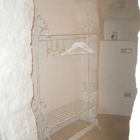 Trullo Particular Affittacamere Cisternino