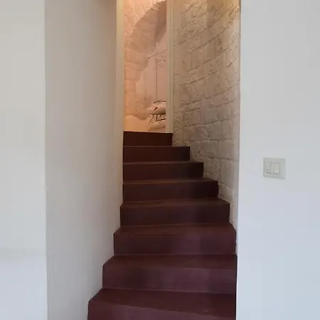 Trullo Particular Affittacamere Cisternino